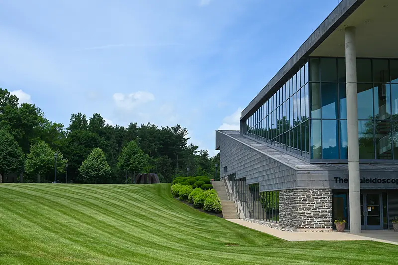 The Innovation and Discovery Center across its lawn